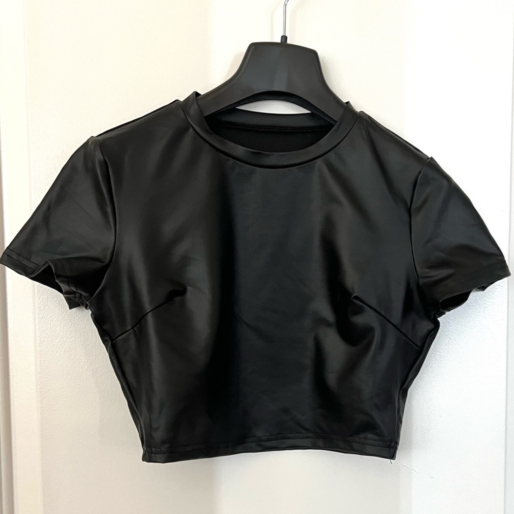 Bundle faux leather set.